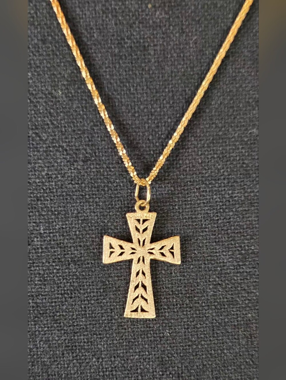 ✨ PRISTINE Vintage 80s 14K Gold OroAmerica Filigree Cross Pendant ✨ - Picture 3 of 8